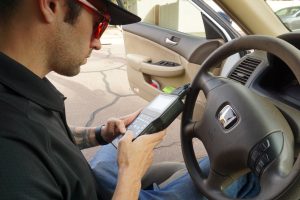 automotive locksmith